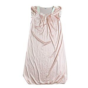 Vintage Vanity Fair Pink Nylon Nightgown L Embroidered Neckline‎ Maxi Long Silky